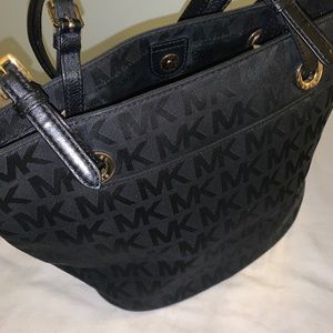 Michael Kors Tote